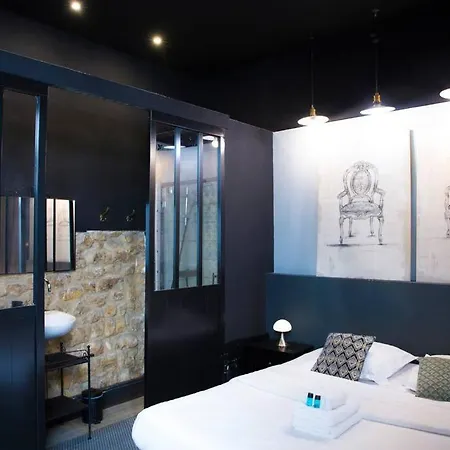 Appartement Nice Studio Close To Republique Parijs