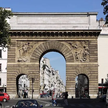 Nice Studio Close To Republique * Parijs