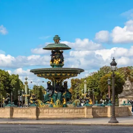Appartement Nice Studio Close To Republique Parijs