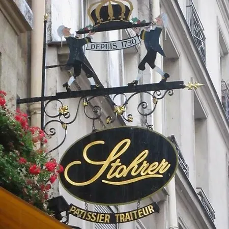 Nice Studio Close To Republique * Parijs