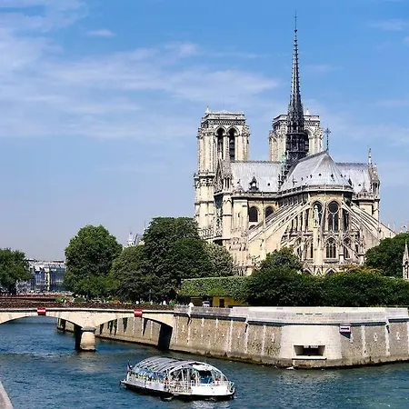 Nice Studio Close To Republique Appartement Parijs